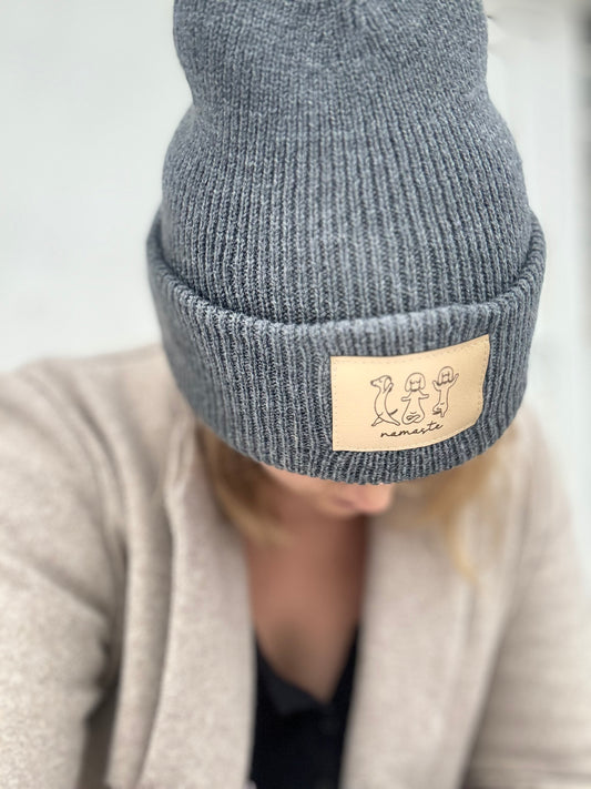 Felnőtt beanie kötött sapka egyedi felirattal