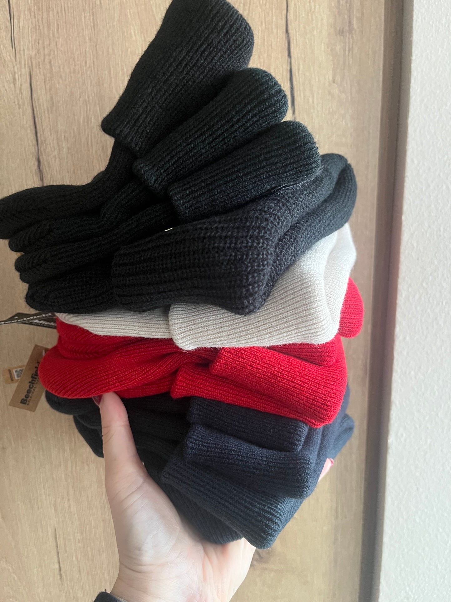 Családi kötött sapka szett